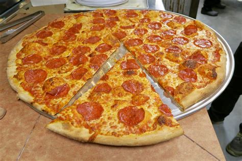 Fatboy's pizza - Fat Boy's Pizza. 16,281 likes · 61 talking about this · 7,410 were here. A family-style restaurant serving up the World's Biggest slices of pizza, ice...